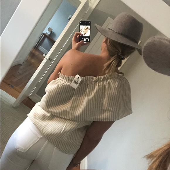 Lucca beige one shoulder top - Picture 2 of 8